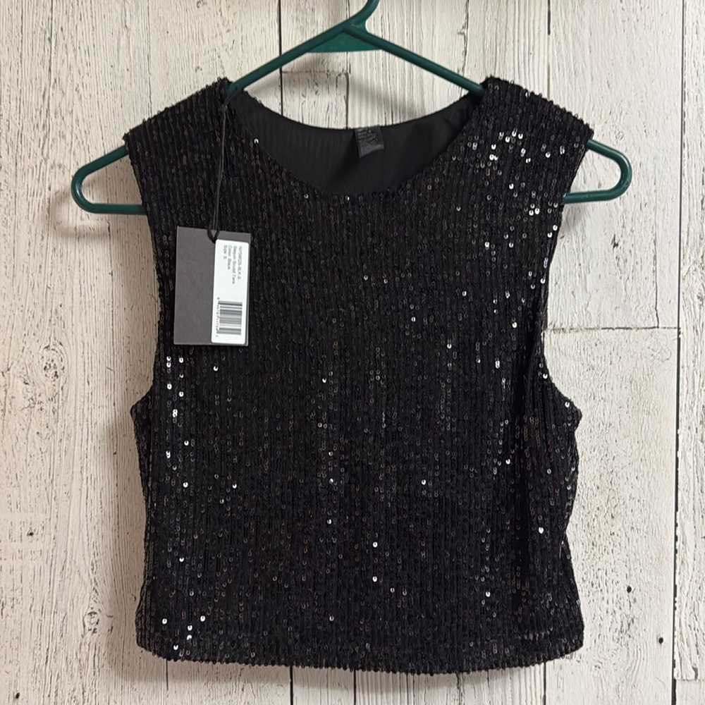 NWT NOLI - Sequin Top - Black